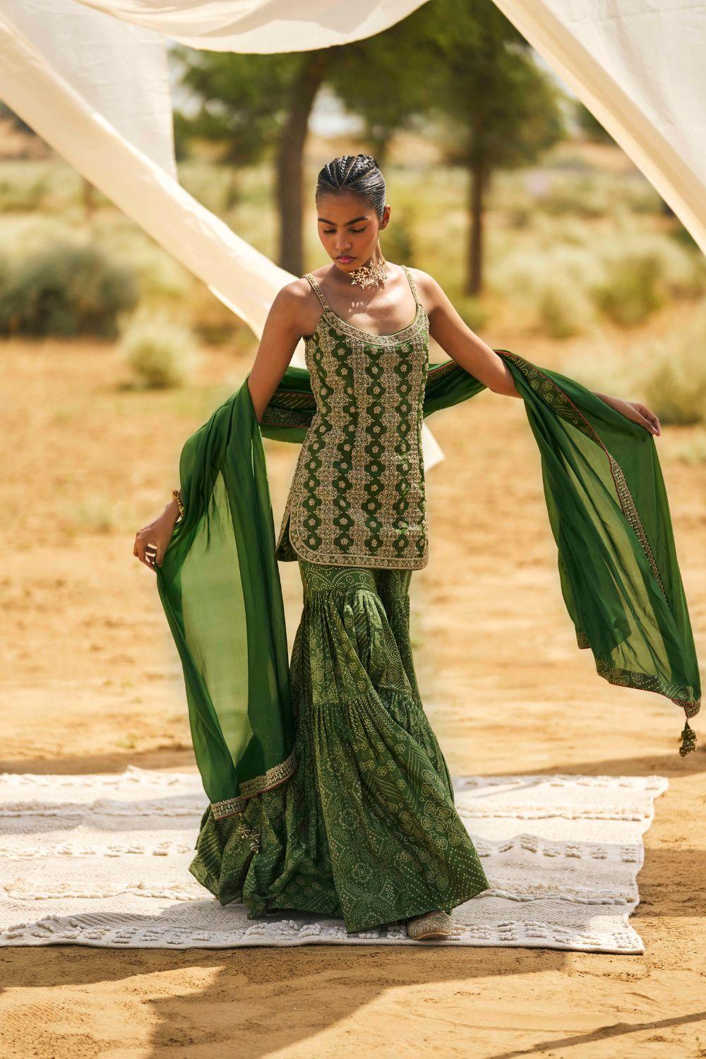 The Noor Set