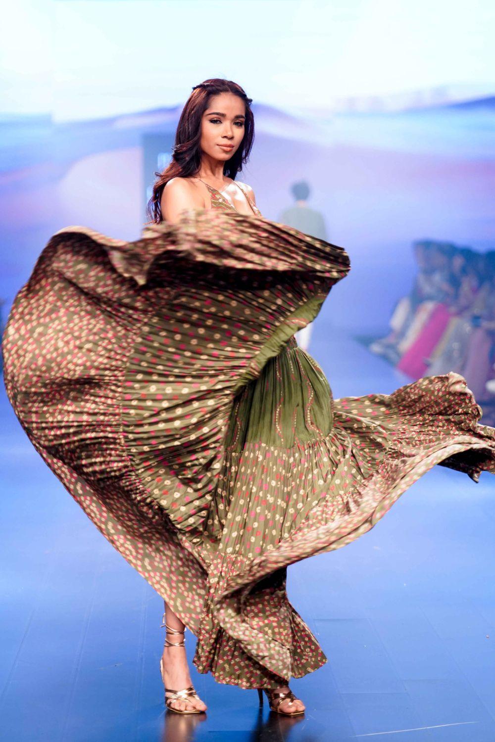 The Ghagri Maxi