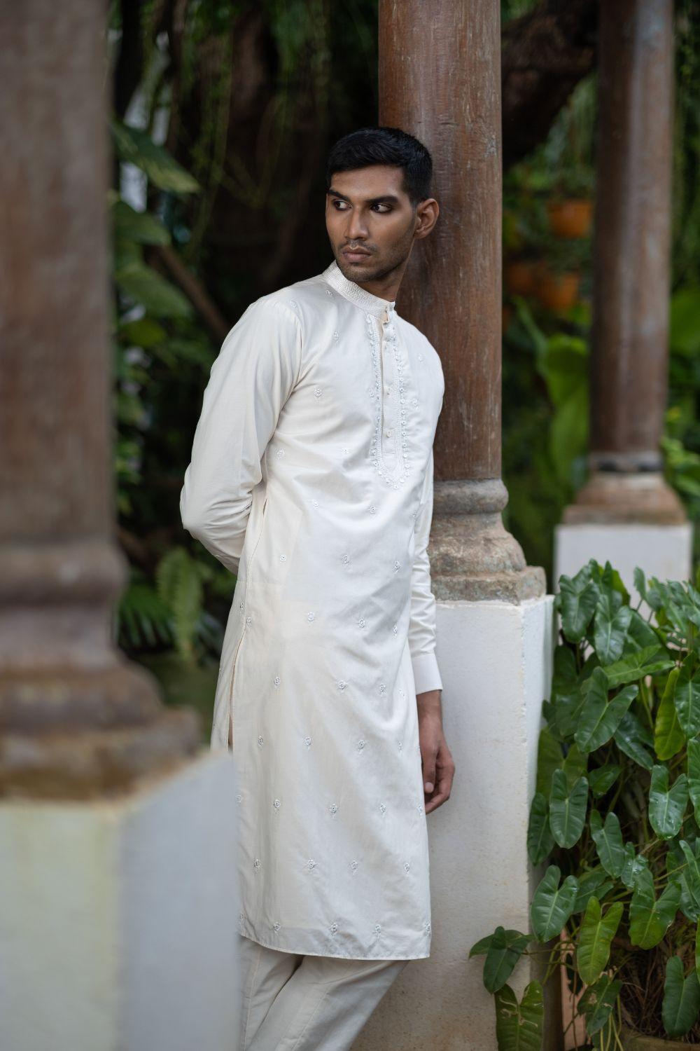 White Kurta With Pants And Stole Set