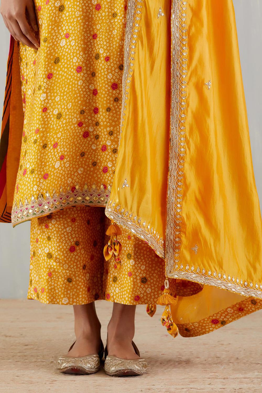 Mustard Printed Kurta With Organza Silk Dupatta And Pants