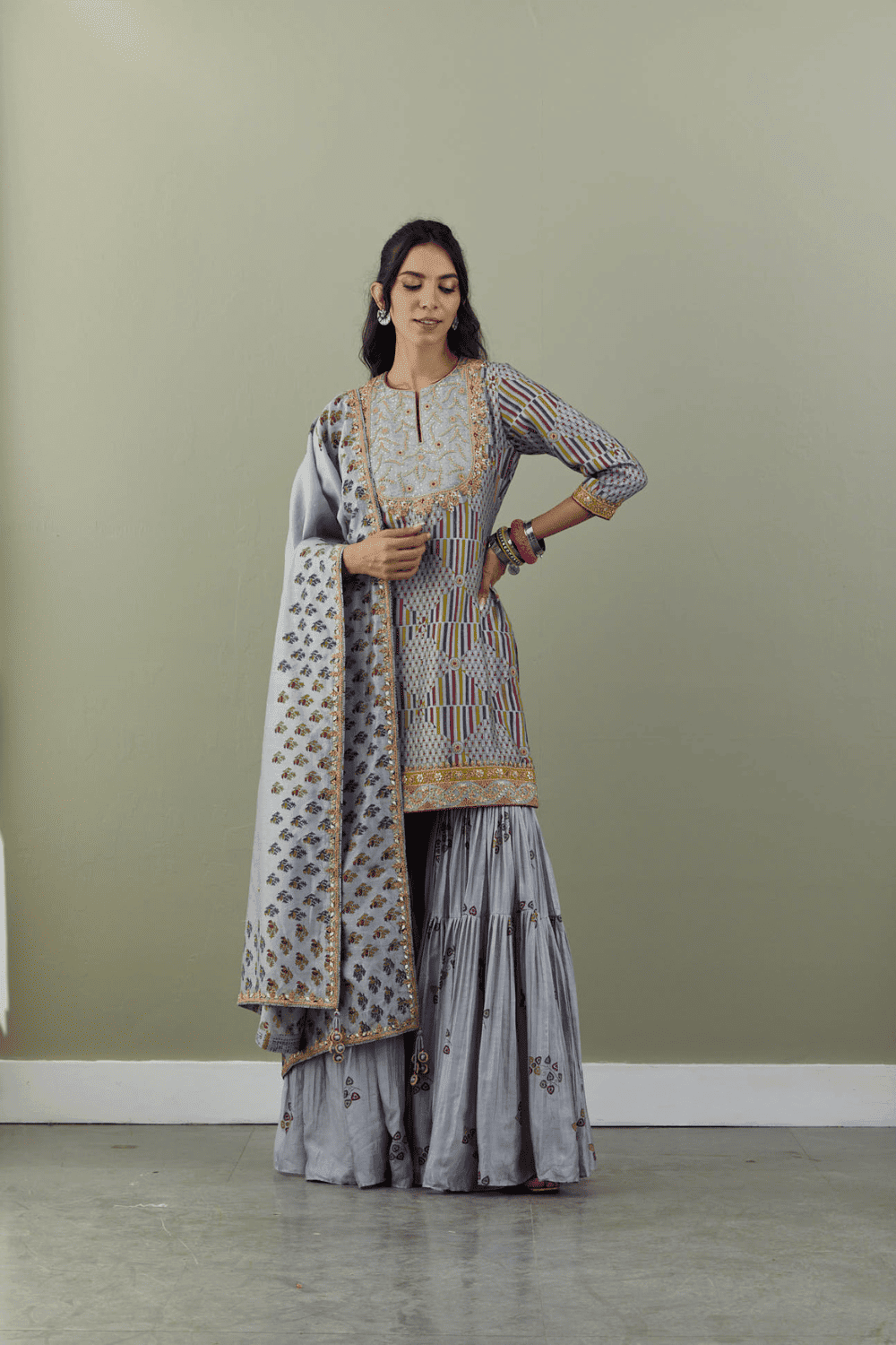 Grey gharara outlet