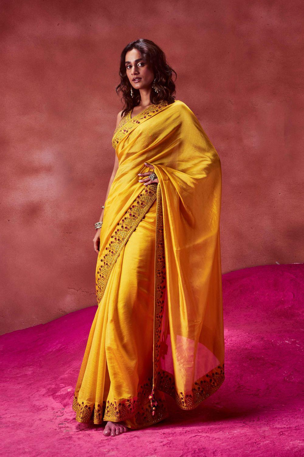 Beautiful Golden Chanderi Saree Highlighted With Contrast Lace And Mat –  Sujatra